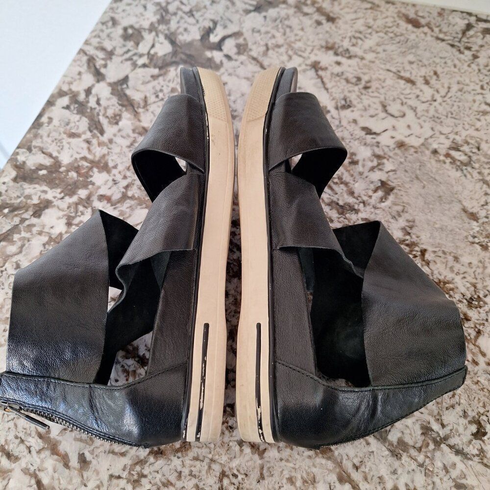 Eileen‎ Fisher black leather wide strap sport sandal size 9 US - Picture 7 of 8